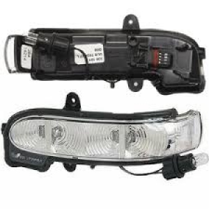 TURN SIGNAL LIGHT ASSEMBLY RIGHT